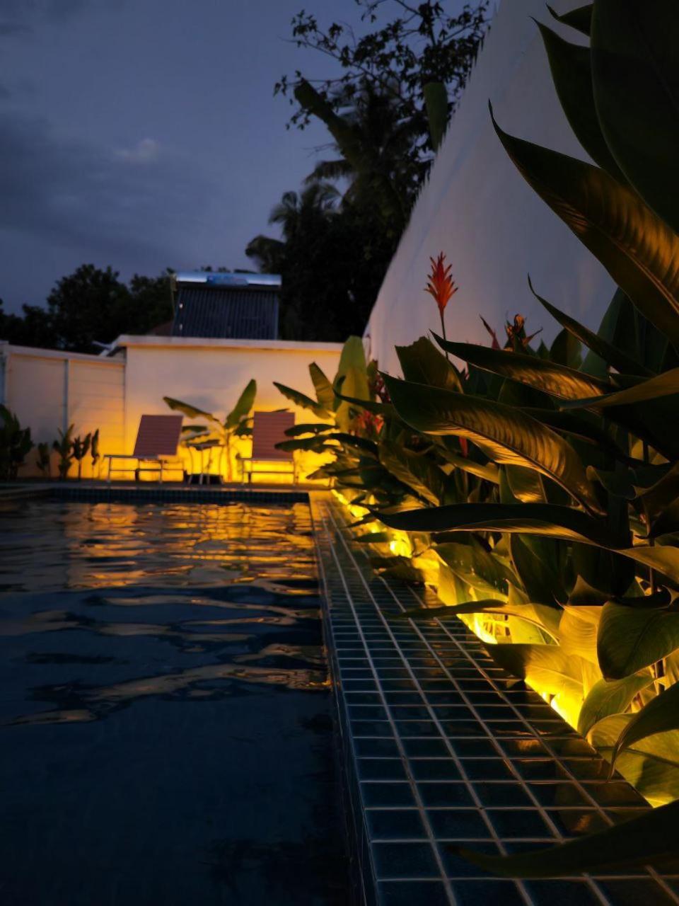 Hotel Found Mansion Pantai Cenang  Esterno foto