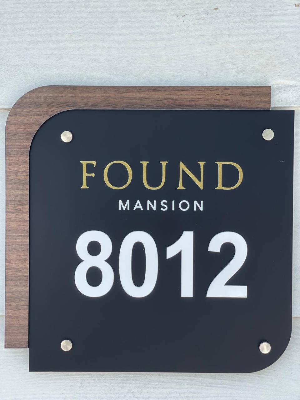 Hotel Found Mansion Pantai Cenang  Esterno foto
