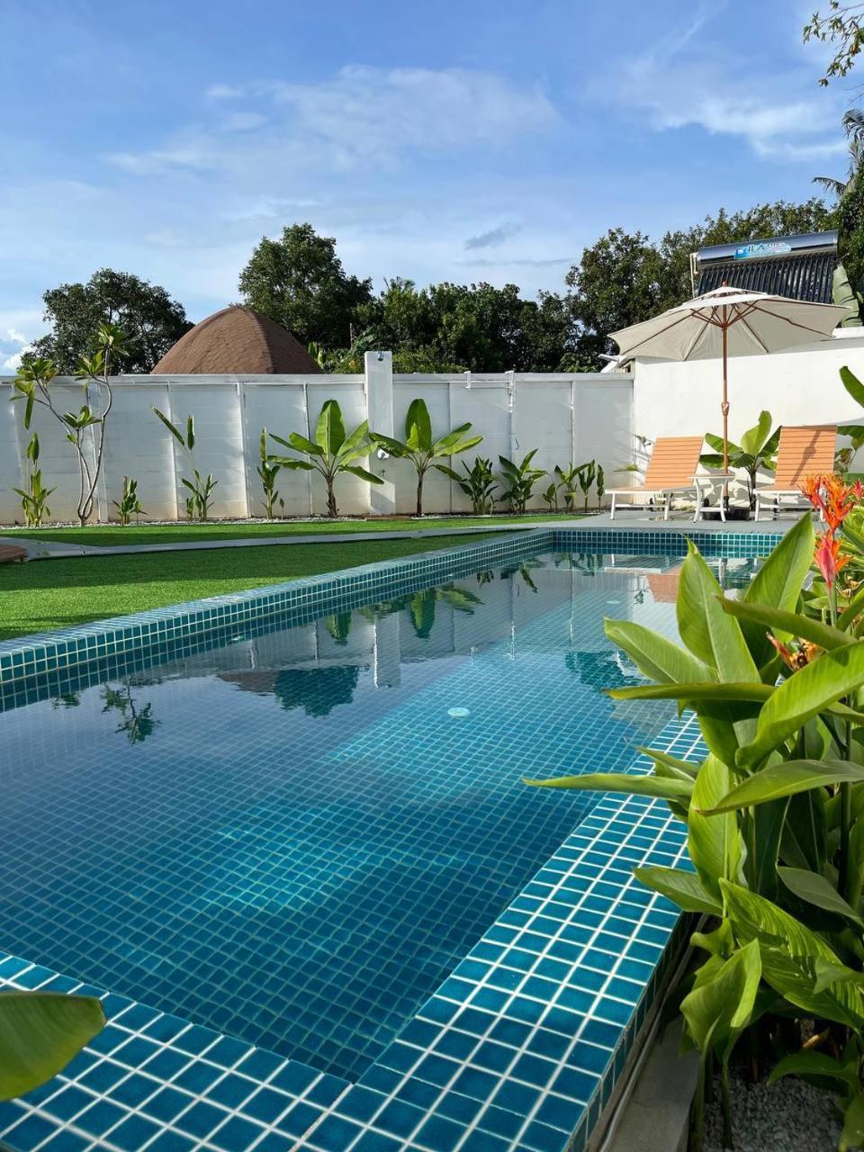Hotel Found Mansion Pantai Cenang  Esterno foto